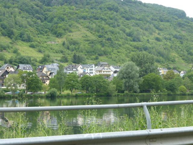 K-Haus Sankt Aldegund Apartment Luaran gambar